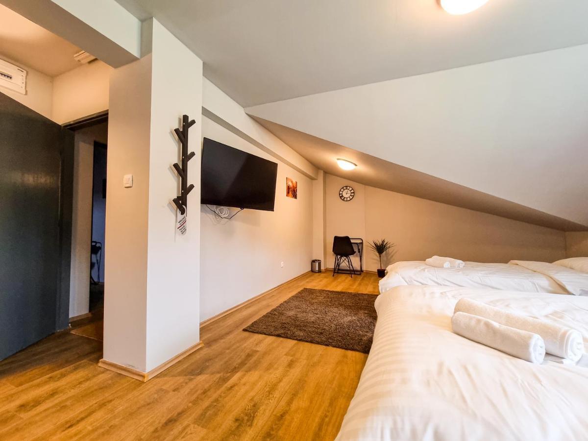 Xxl Rooms Осиек Экстерьер фото