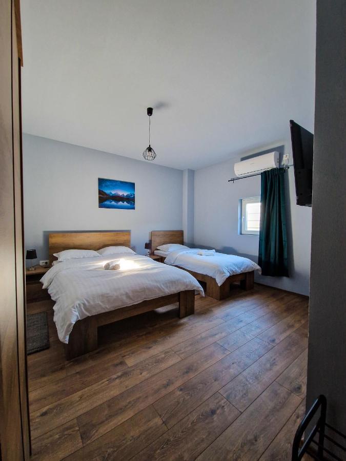 Xxl Rooms Осиек Экстерьер фото