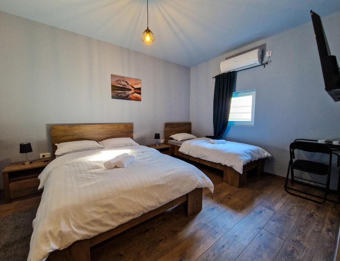 Xxl Rooms Осиек Экстерьер фото
