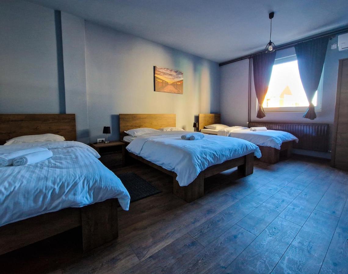 Xxl Rooms Осиек Экстерьер фото