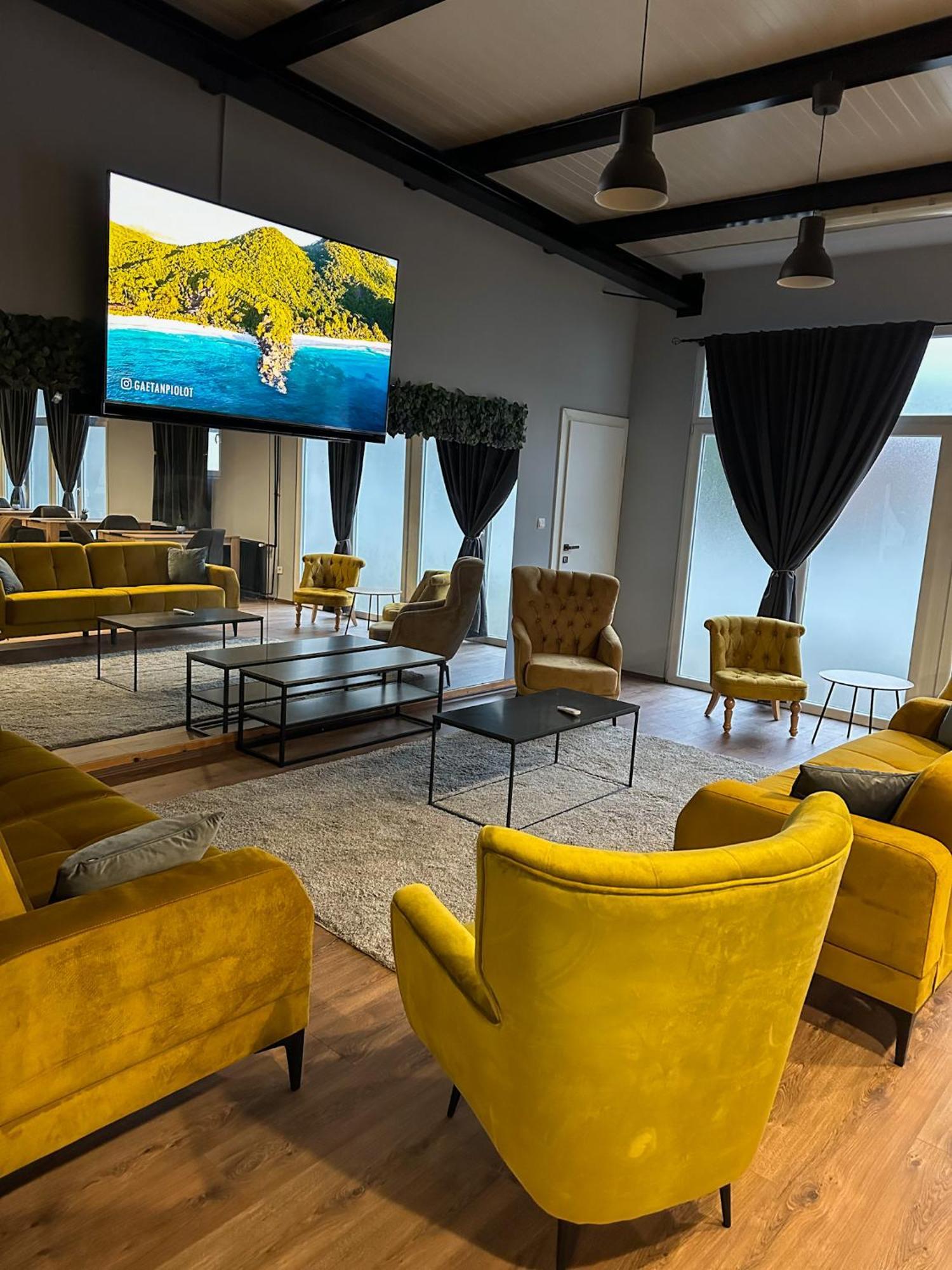 Xxl Rooms Осиек Экстерьер фото
