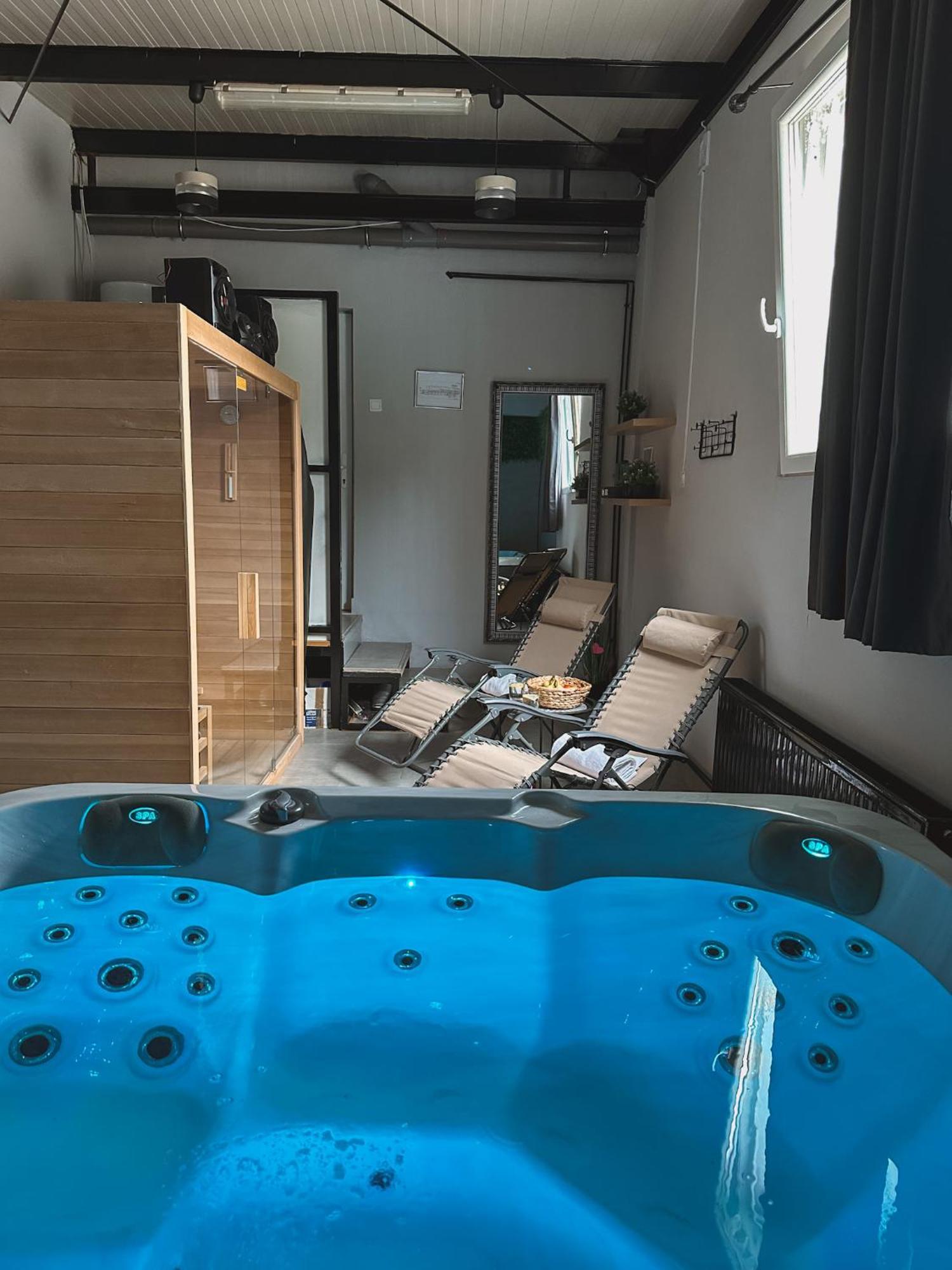 Xxl Rooms Осиек Экстерьер фото